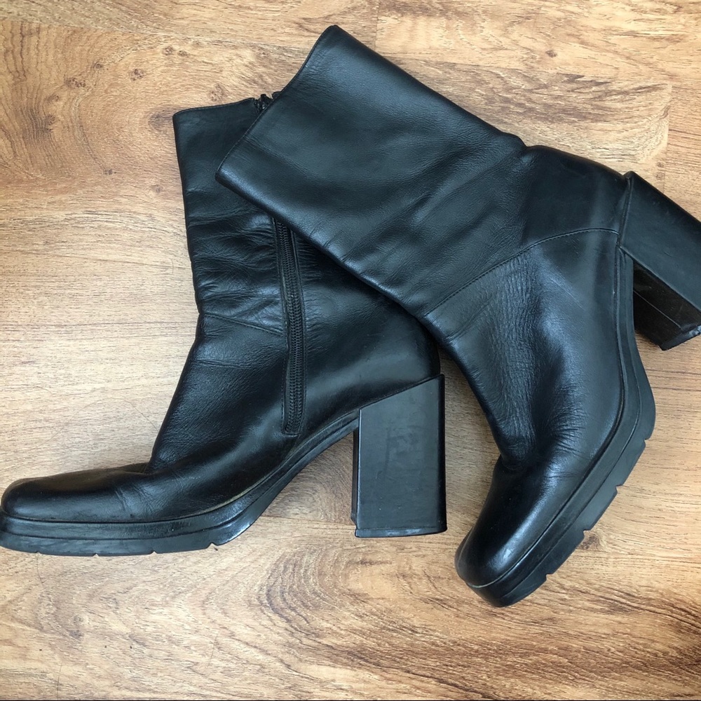 Black Vintage ‘90s Boots